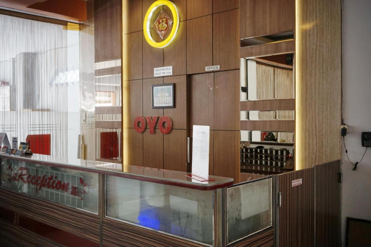 Oyo 2291 Hotel Bahagia Makassar Exterior foto